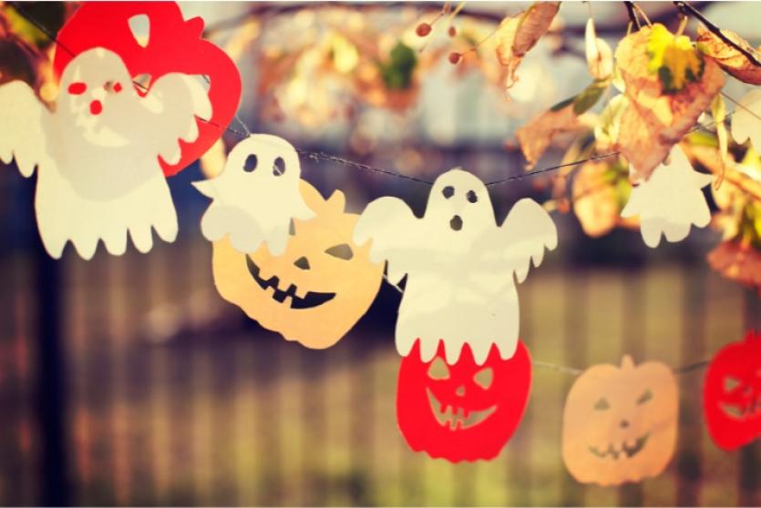 Outdoor Halloween decor ideas that’ll be the talk of the town
